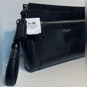 *NWT* Vintage Coach Black XL Legacy Clutch